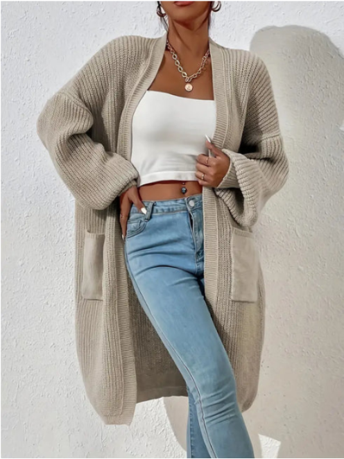 Olya | Klassische und bequeme Winter-Strickjacke