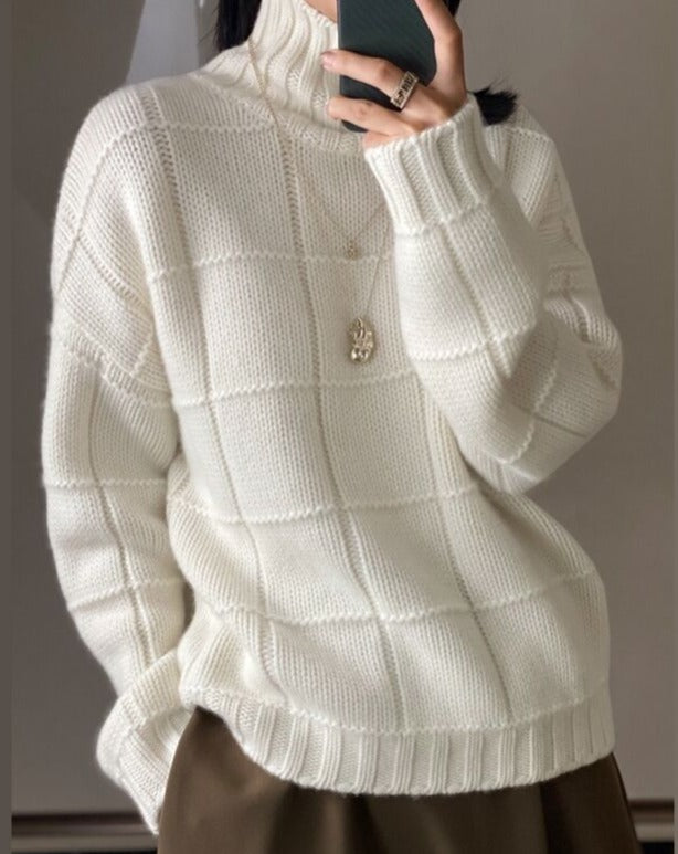 Long Sleeve Turtleneck Cashmere Sweater - BEYOND